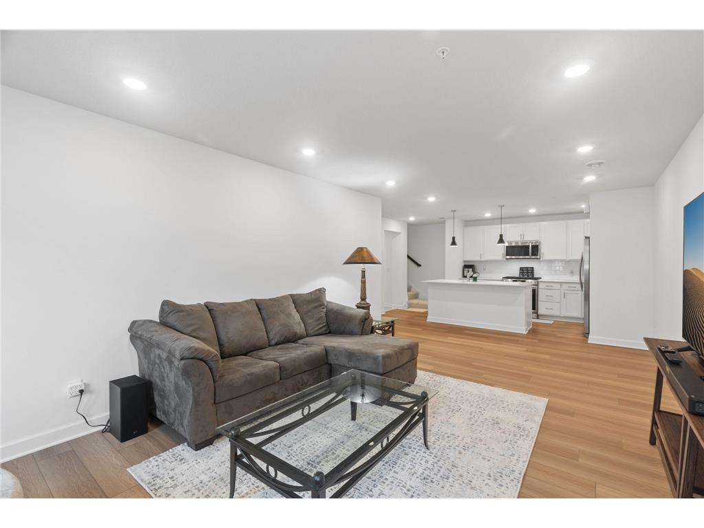 3040 Cedar Street Little Canada MN 55117 7043979 image6