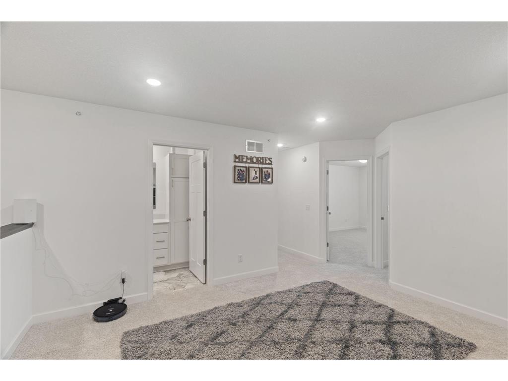 3040 Cedar Street Little Canada MN 55117 7043979 image10