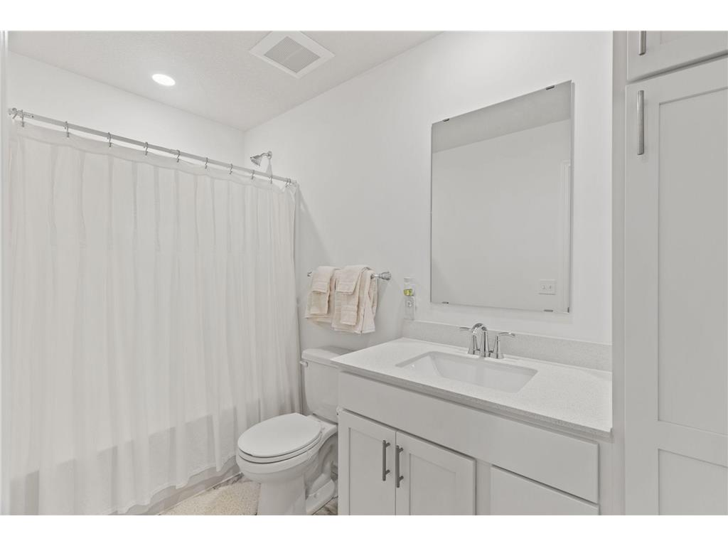 3040 Cedar Street Little Canada MN 55117 7043979 image20