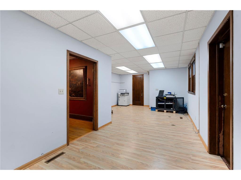 3040 Lyndale Avenue S Minneapolis MN 55408 7004216 image5