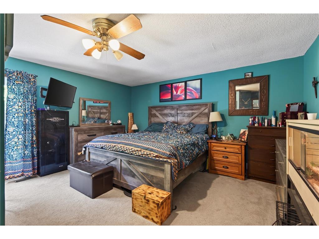 30400 Fox Street NW Cambridge MN 55008 7082901 image16