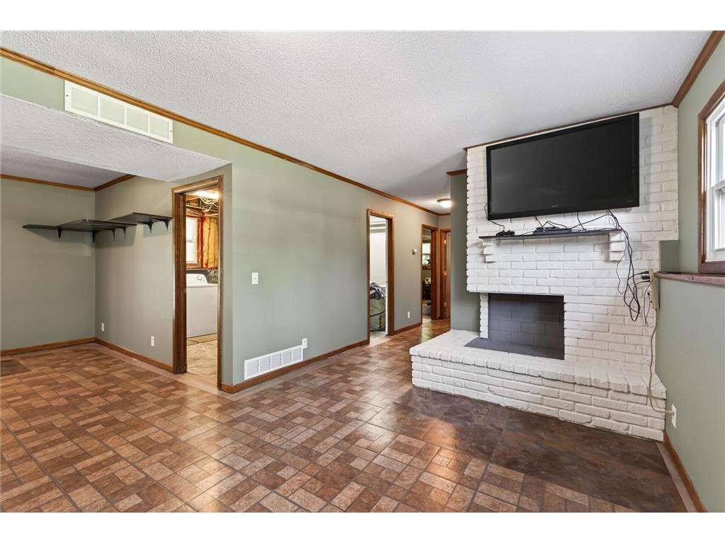 30400 Fox Street NW Cambridge MN 55008 7082901 image24