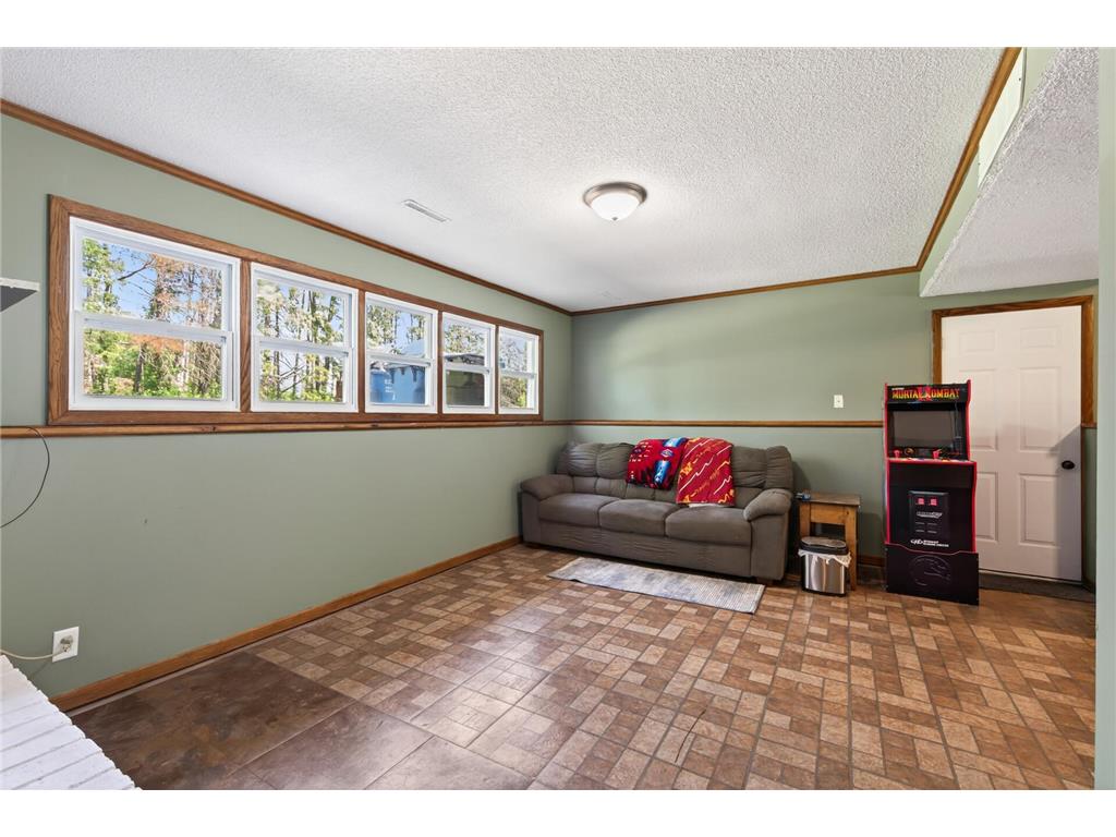 30400 Fox Street NW Cambridge MN 55008 7082901 image25