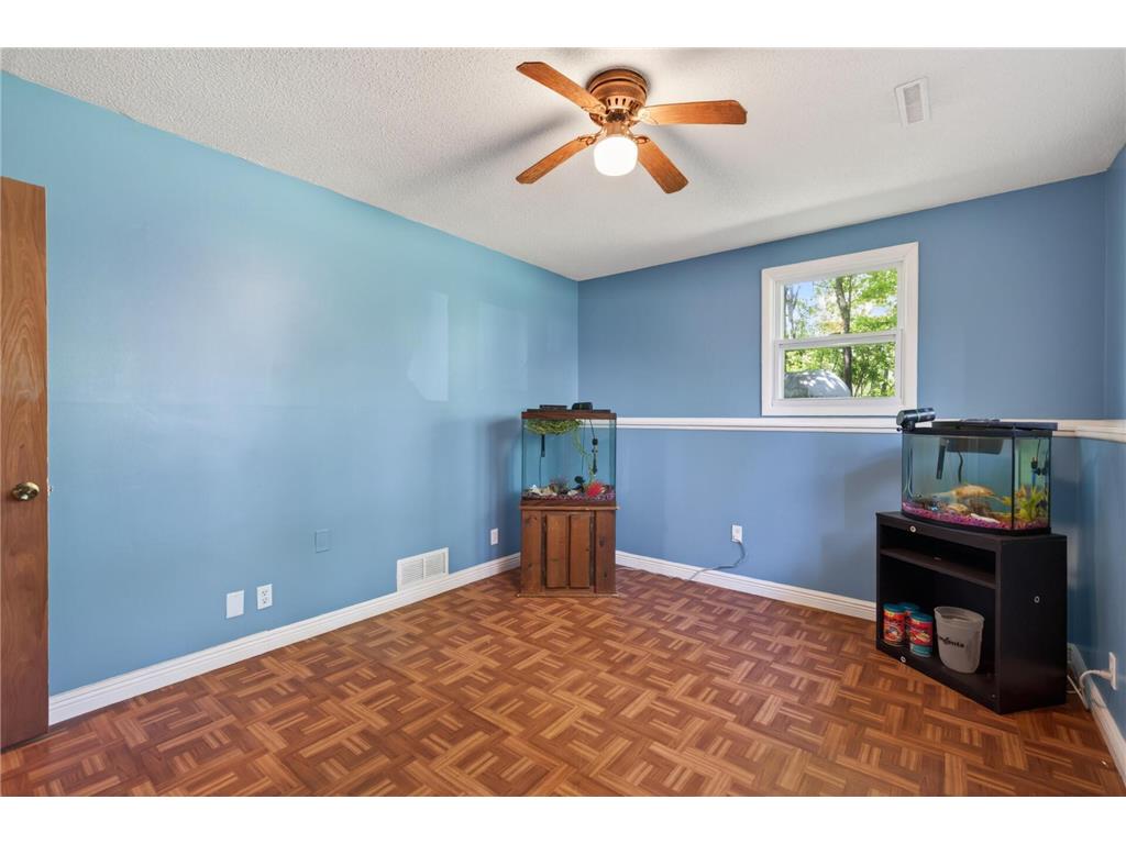 30400 Fox Street NW Cambridge MN 55008 7082901 image30