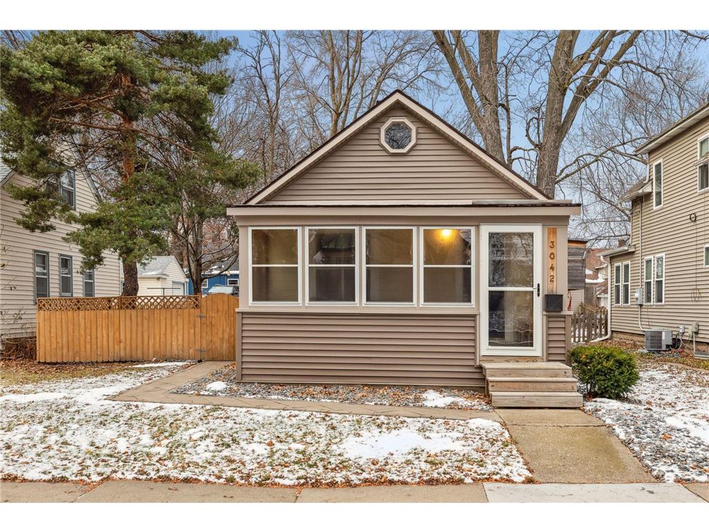 3042 Johnson Street NE Minneapolis MN 55418 6469147 image1