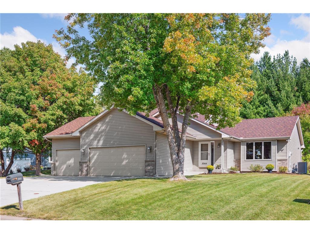 3044 Edward Street Maplewood MN 55109 6436893 image1