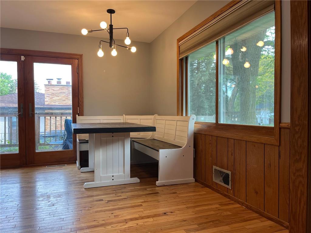 3044 Lake Street N Maplewood MN 55109 7050584 image8