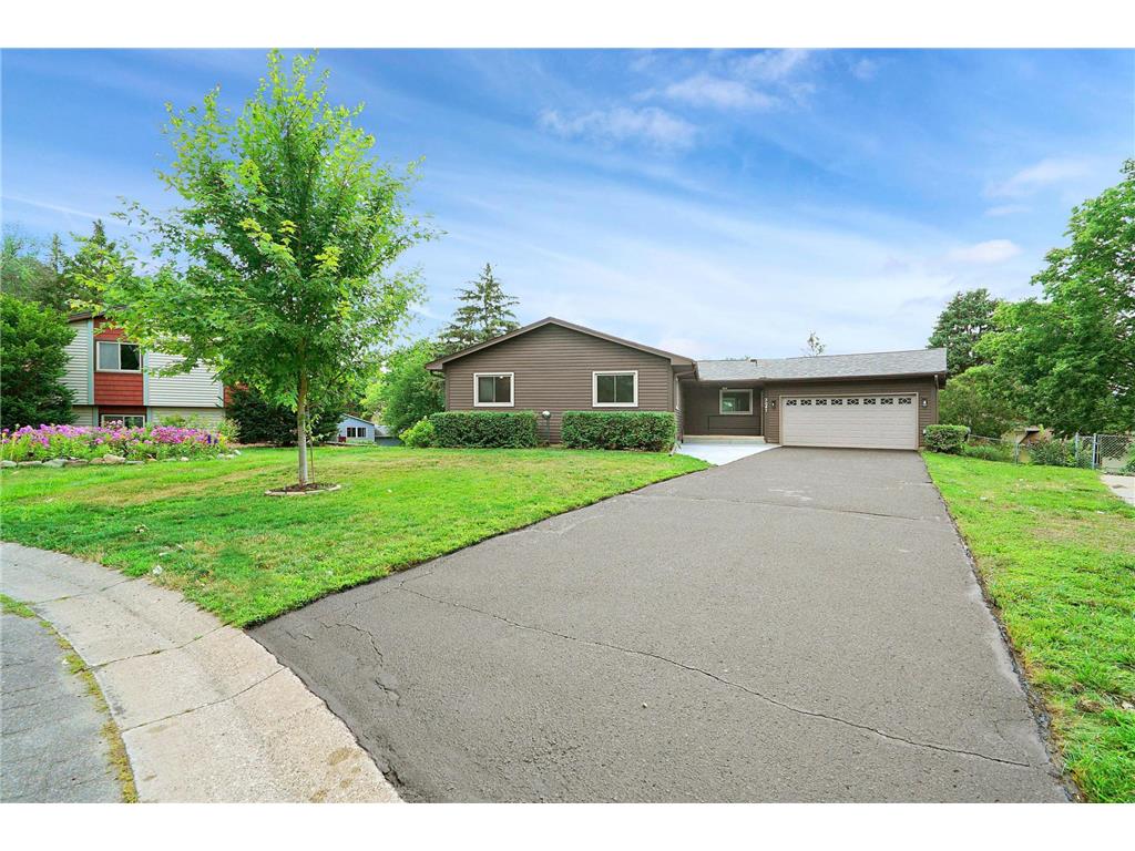 3047 Wilder Street N Roseville MN 55113 6392942 image1