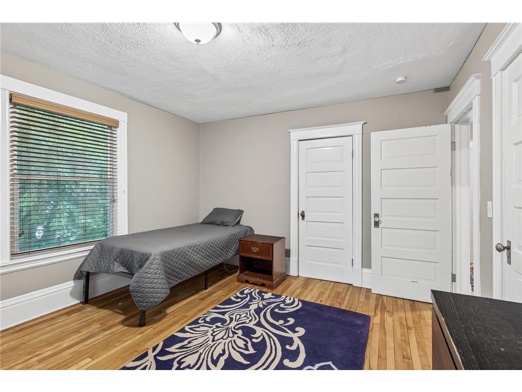 3048 Columbus Avenue Minneapolis MN 55407 6772721 image28