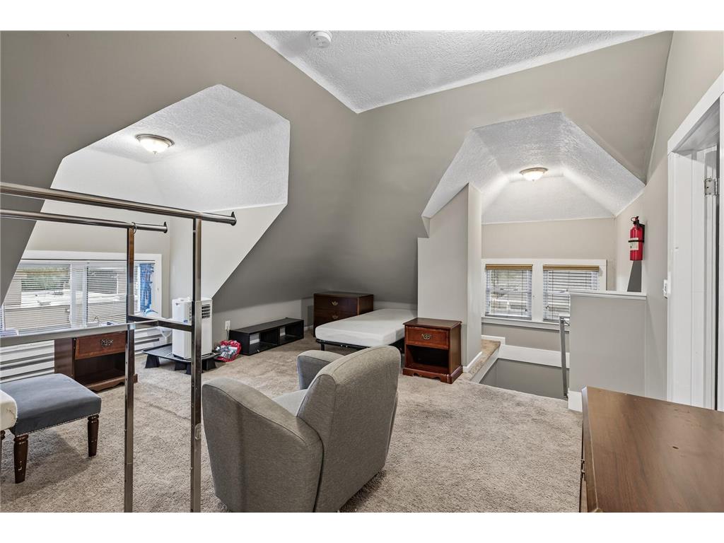 3048 Columbus Avenue Minneapolis MN 55407 6772721 image29