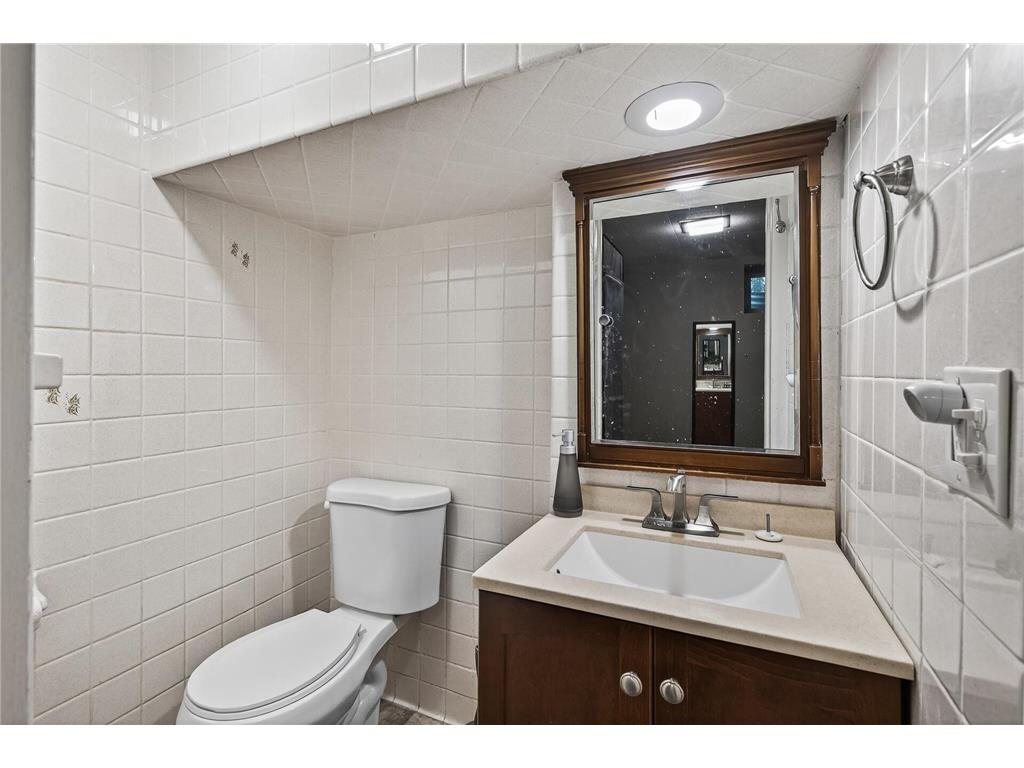 3048 Columbus Avenue Minneapolis MN 55407 6772721 image38