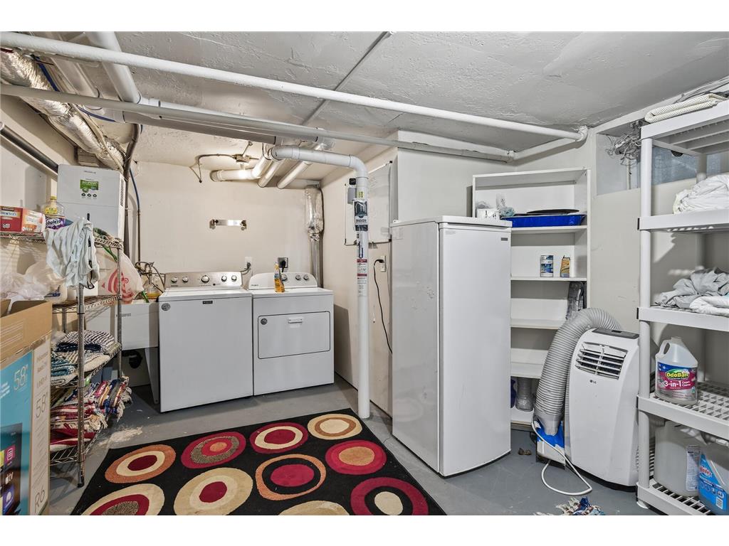 3048 Columbus Avenue Minneapolis MN 55407 6772721 image39