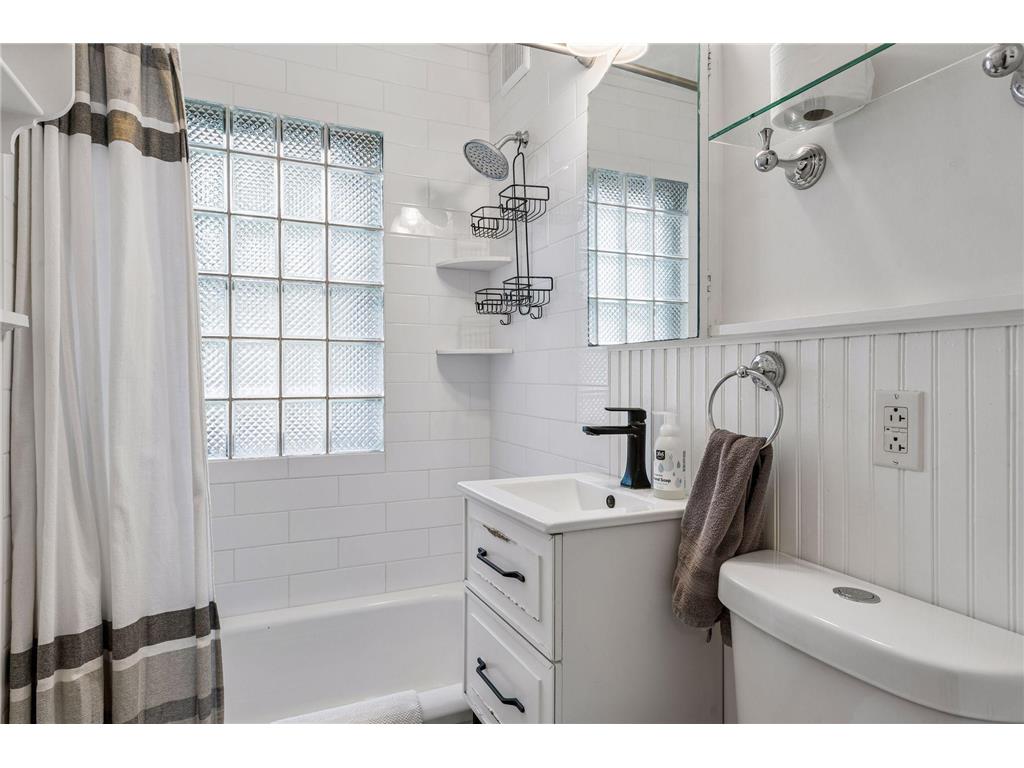 3048 Salem Avenue Saint Louis Park MN 55416 7102344 image13