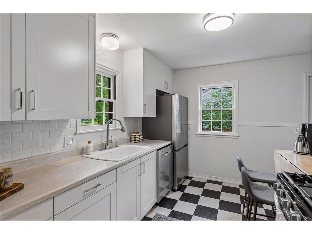 3048 Salem Avenue Saint Louis Park MN 55416 7102344 image3