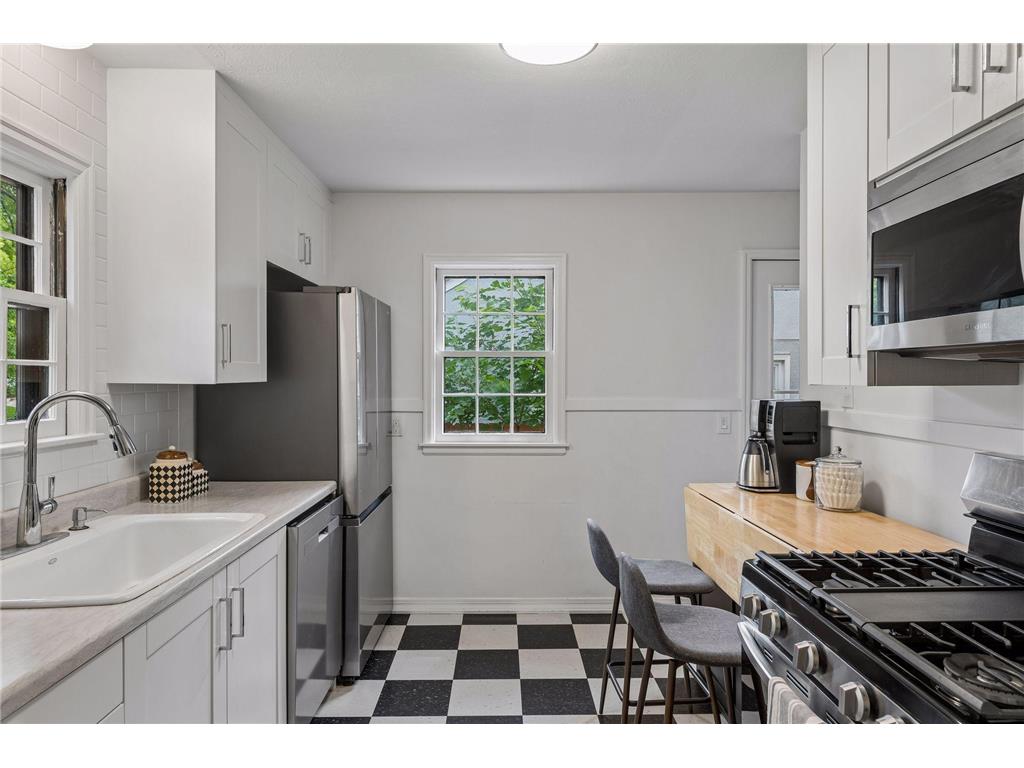 3048 Salem Avenue Saint Louis Park MN 55416 7102344 image8