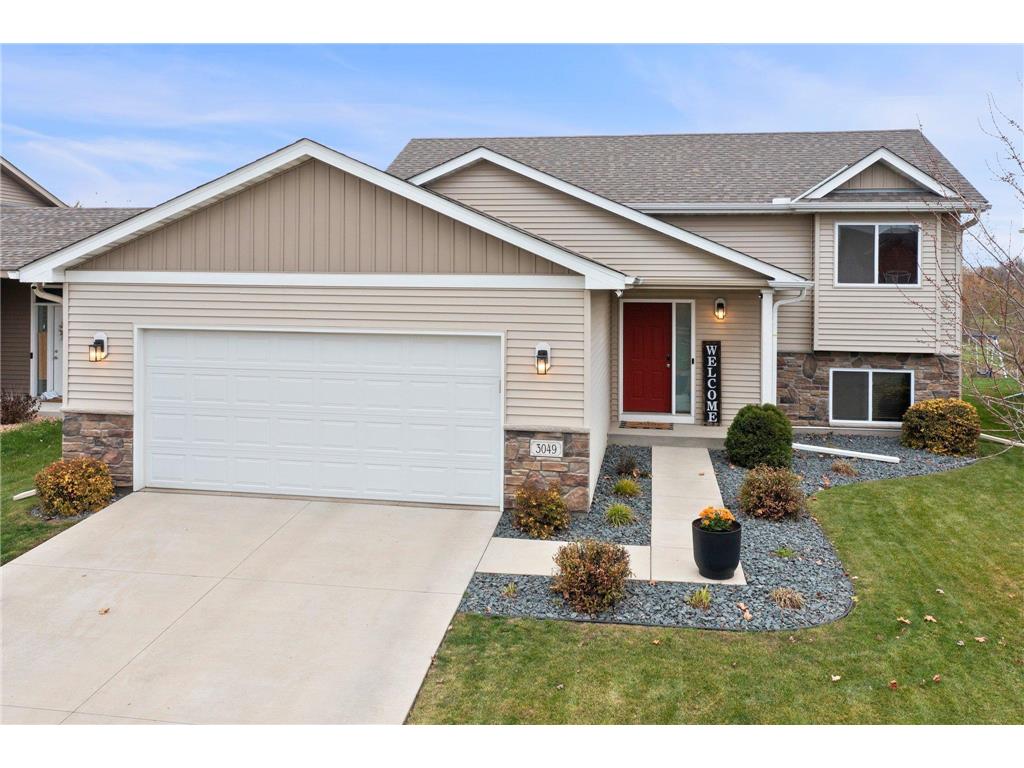 3049 211th Street W Farmington MN 55024 6474360 image1