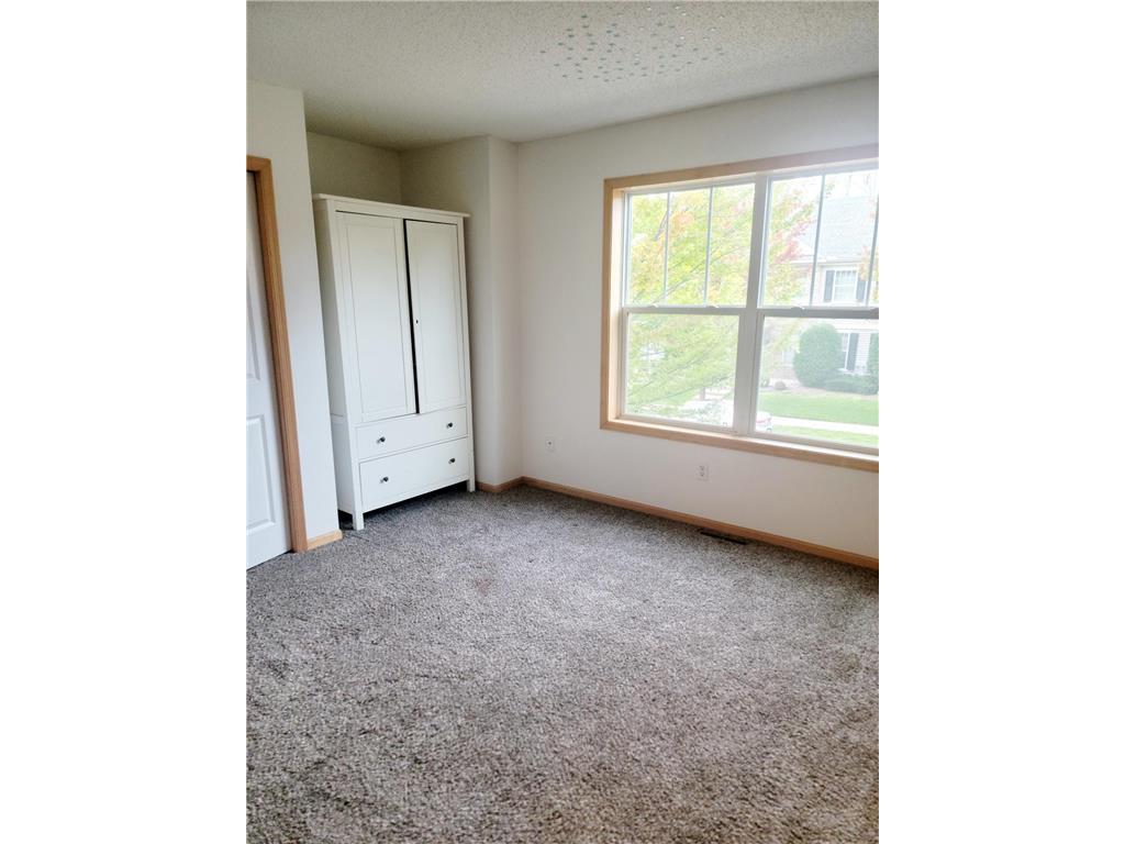 3049 Chamberlain Street N #4 Maplewood MN 55109 7020417 image10