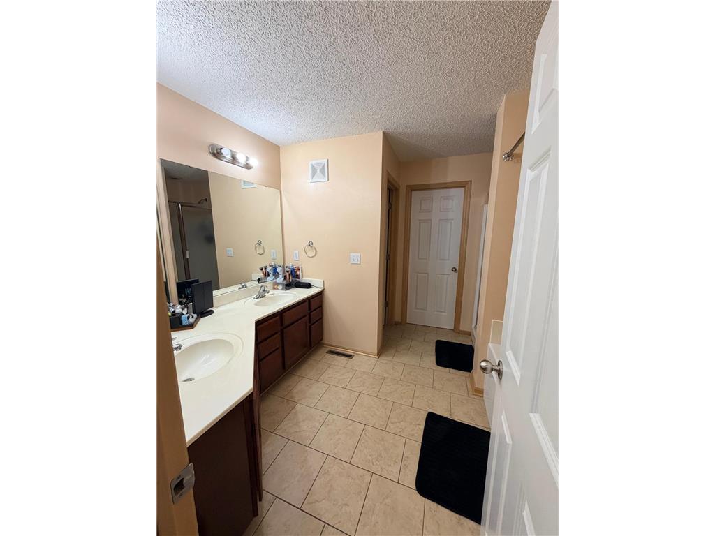 3049 Chamberlain Street N #6 Maplewood MN 55109 7060636 image32