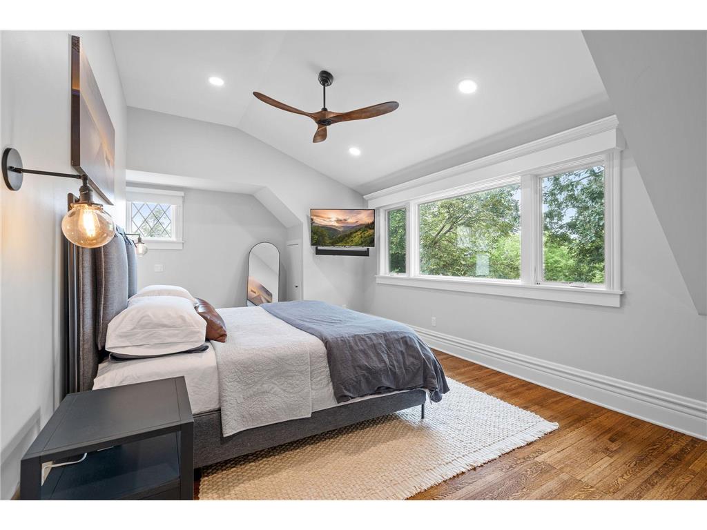 3049 E Bde Maka Ska Parkway Minneapolis MN 55408 - Bde Maka Ska 6806147 image29