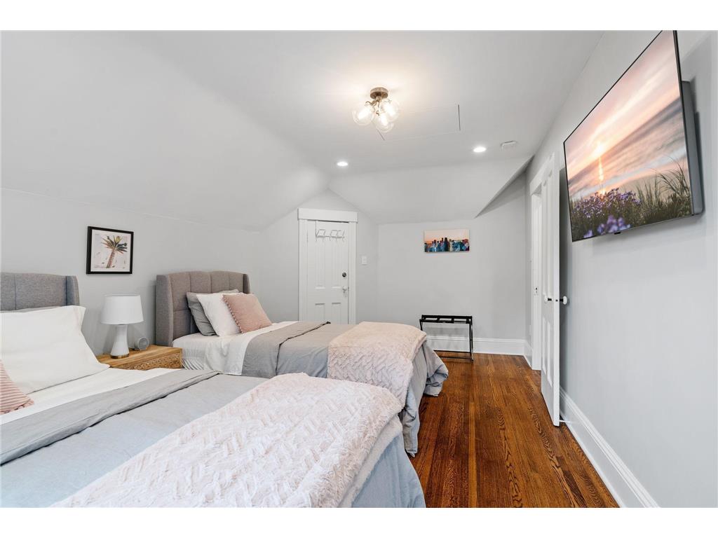 3049 E Bde Maka Ska Parkway Minneapolis MN 55408 - Bde Maka Ska 6806147 image38