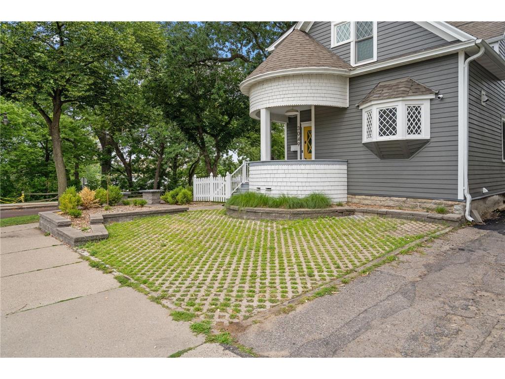 3049 E Bde Maka Ska Parkway Minneapolis MN 55408 - Bde Maka Ska 6806147 image40