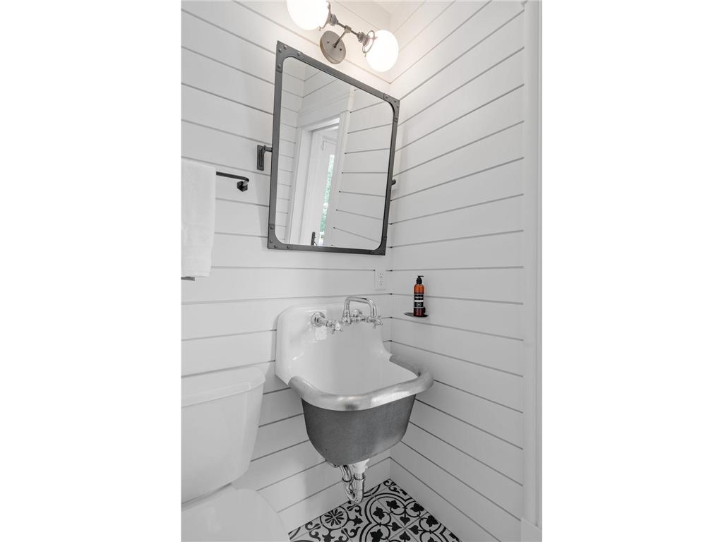 3049 E Bde Maka Ska Parkway Minneapolis MN 55408 - Bde Maka Ska 6806147 image46