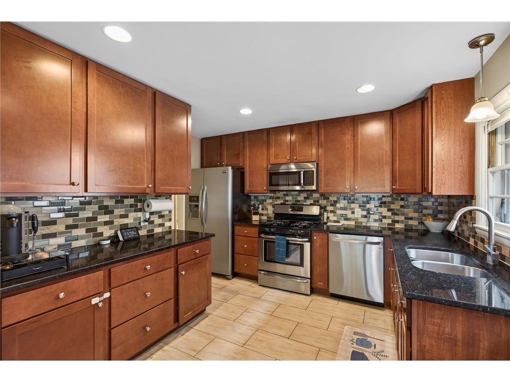 3049 Sumter Avenue S Saint Louis Park MN 55426 7068882 image2
