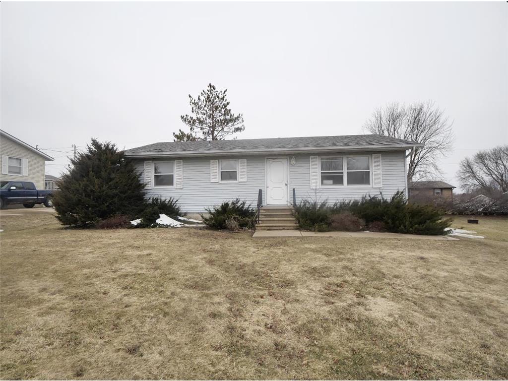 305 11th Avenue NE, Stewartville, MN, 55976 MLS 6349442 Edina Realty