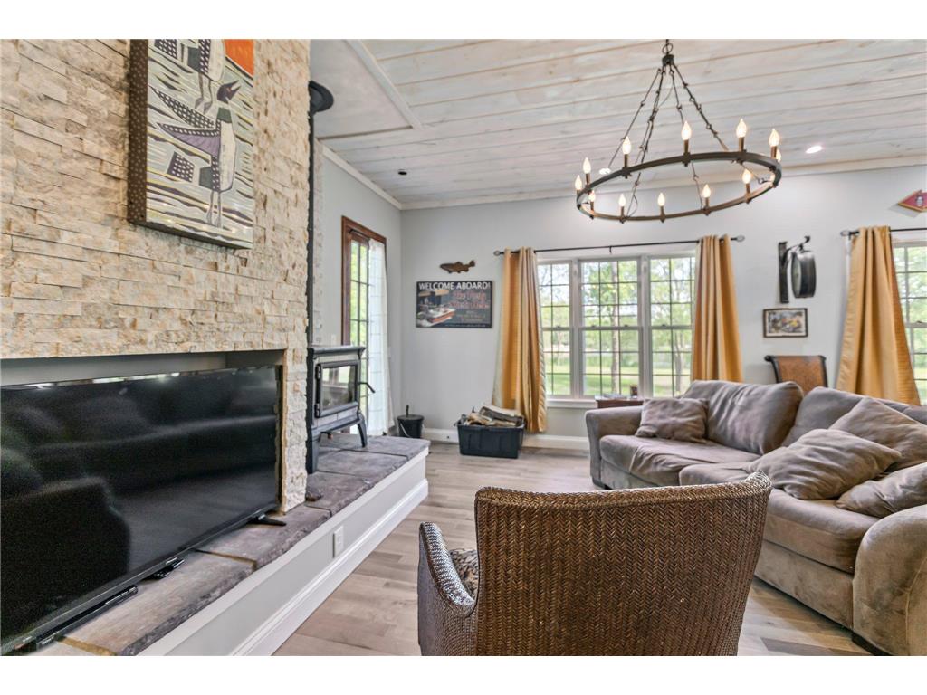 305 1st Street NE Morristown MN 55052 - Cannon River 7049081 image9