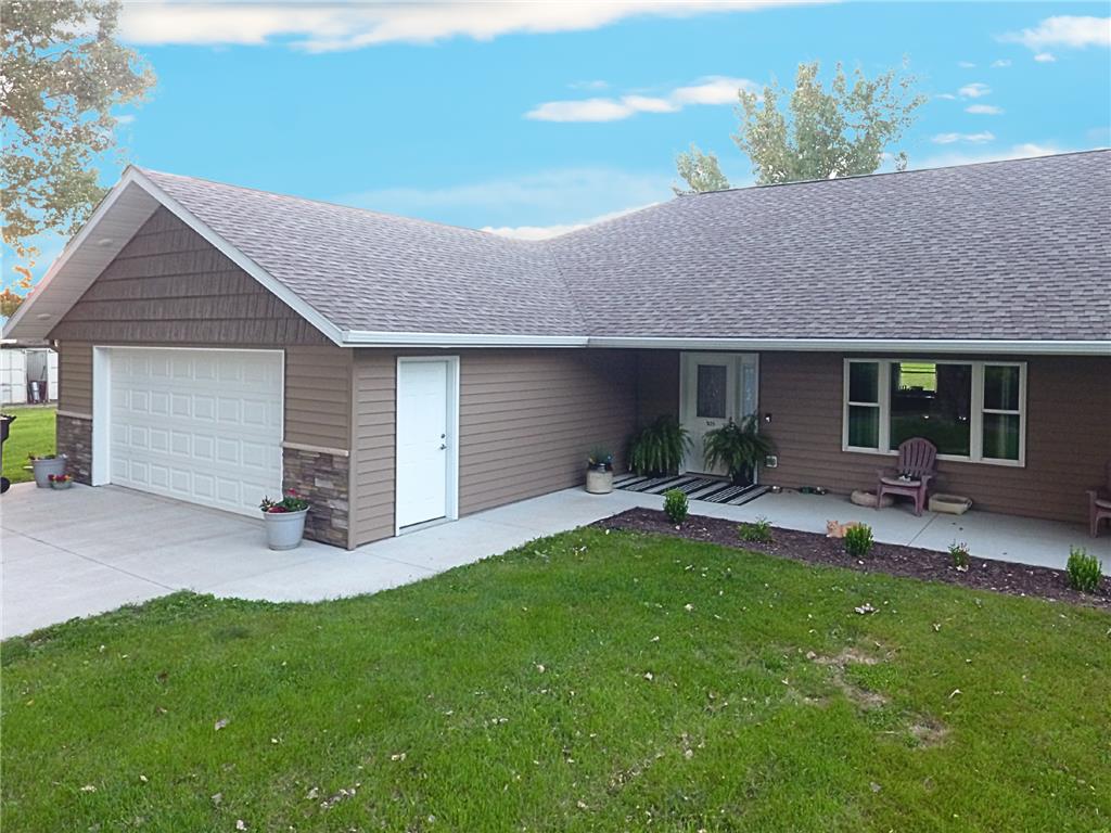 305 1st Street SW Geneva MN 56035 6776092 image1