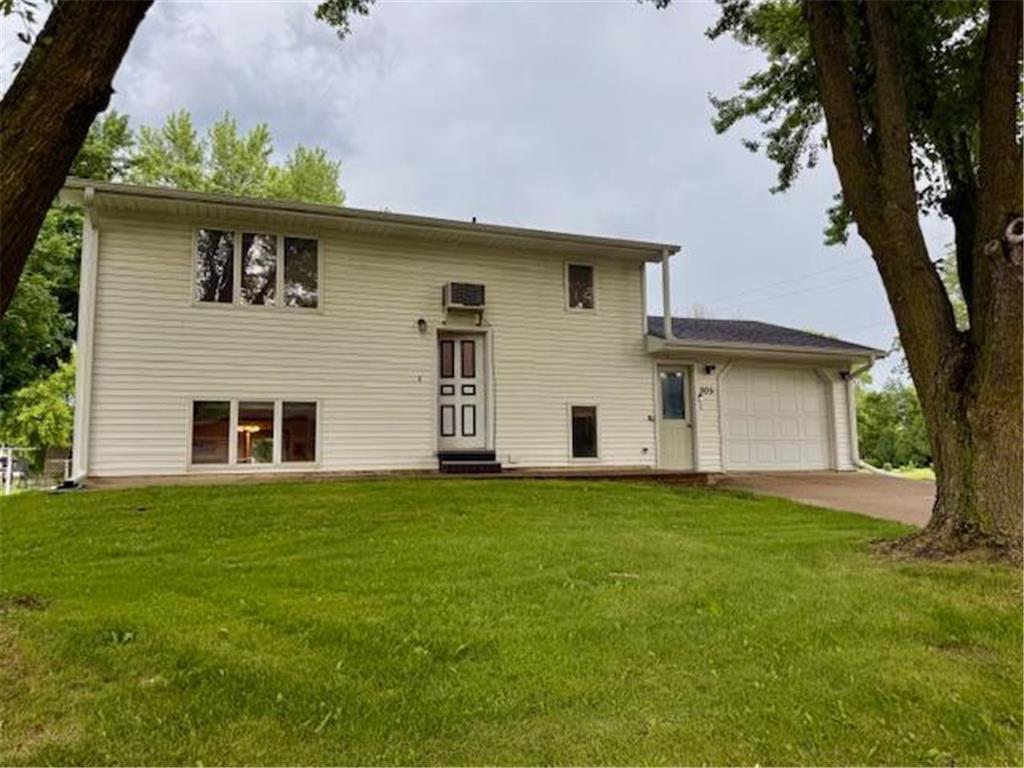 305 2nd Court SE Grand Meadow MN 55936 6739216 image1