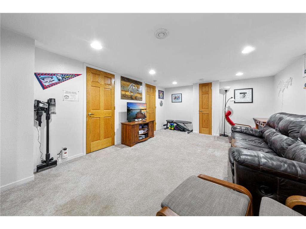 305 2nd Street Cleveland MN 56017 7091190 image15