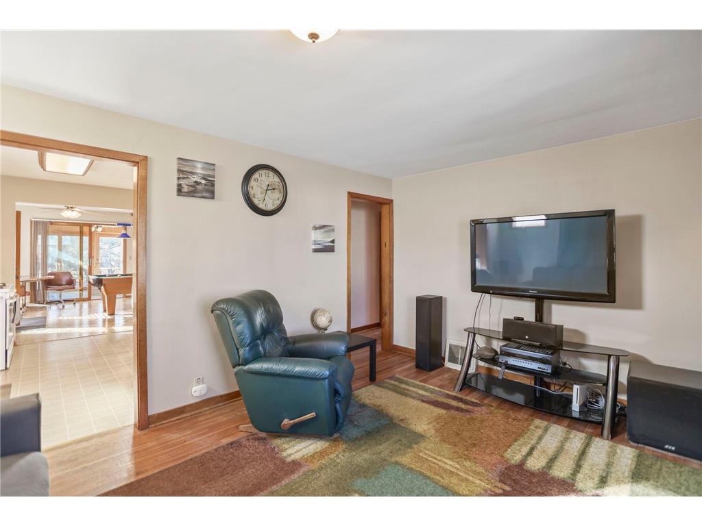 305 2nd Street NE Medford MN 55049 7022518 image10