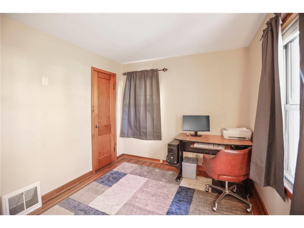 305 2nd Street NE Medford MN 55049 7022518 image17