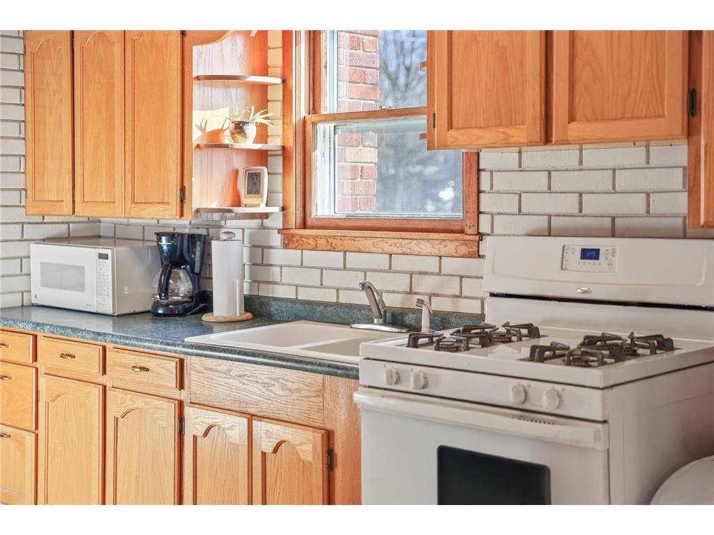 305 2nd Street NE Medford MN 55049 7022518 image6