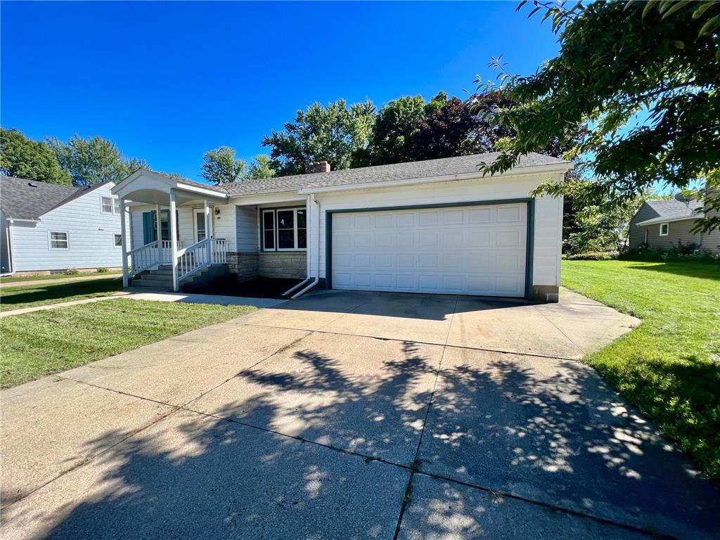 305 2nd Street NW, Dodge Center, MN 55927 MLS 6257084 Edina Realty