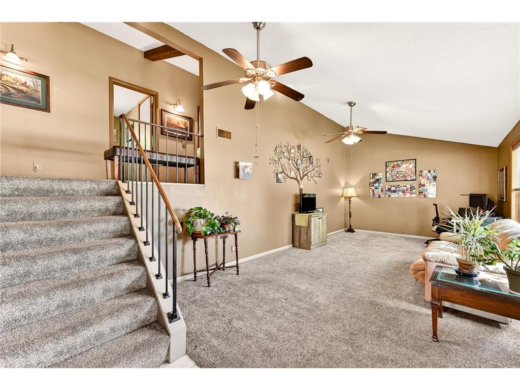 305 4th Avenue NW Dodge Center MN 55927 7072248 image8