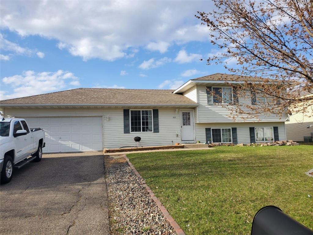 305 6th Street Green Isle MN 55338 6366664 image1