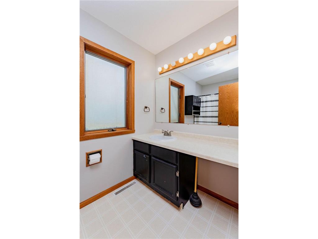 305 6th Street NW West Fargo ND 58078 7079841 image13