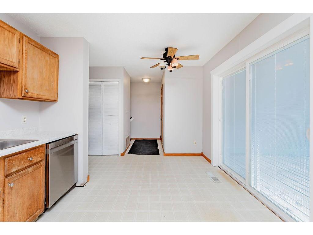305 6th Street NW West Fargo ND 58078 7079841 image6