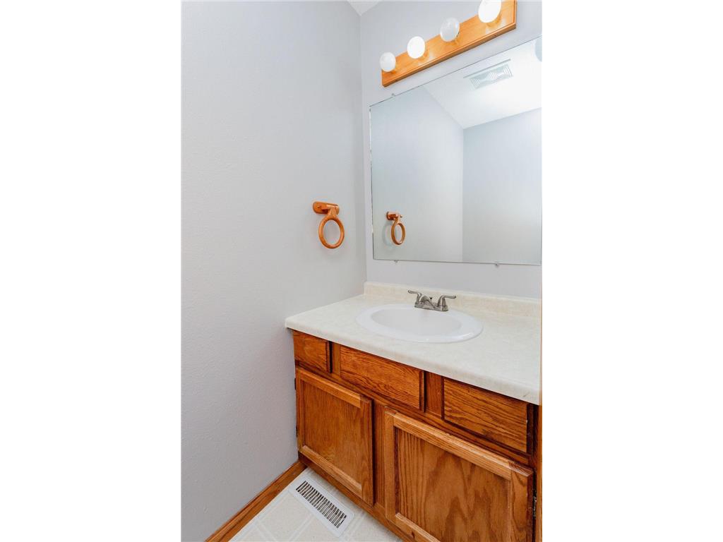 305 6th Street NW West Fargo ND 58078 7079841 image7