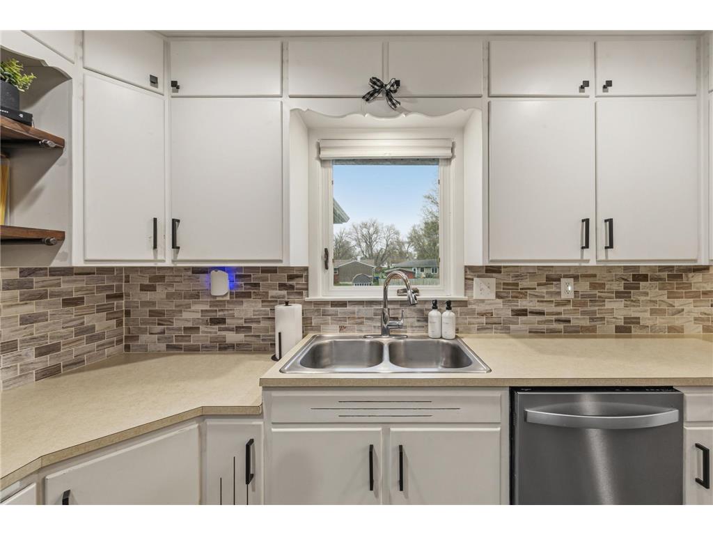 305 9th Avenue SE Waseca MN 56093 7060256 image12