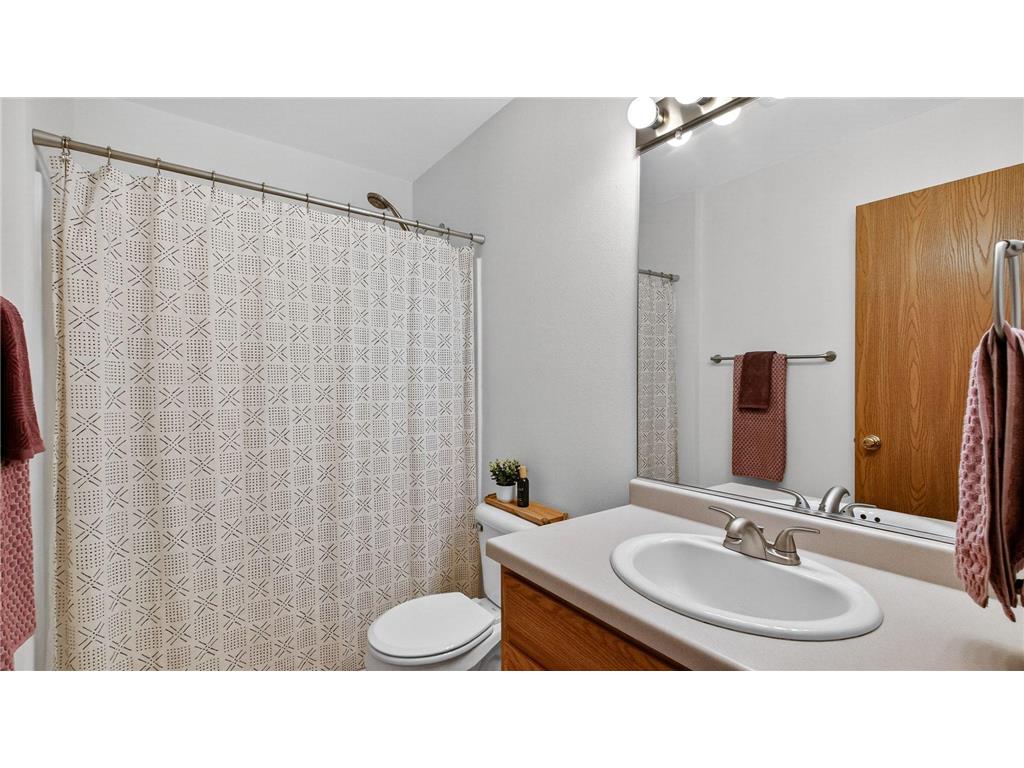 305 Arbor Hills Circle Eau Claire WI 54703 7044577 image8