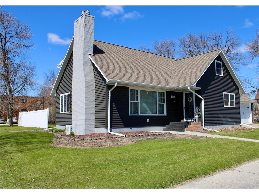 305 Arnold Avenue N Thief River Falls MN 56701 7067173 image1