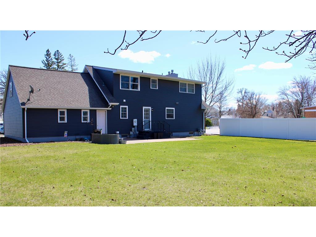 305 Arnold Avenue N Thief River Falls MN 56701 7067173 image20