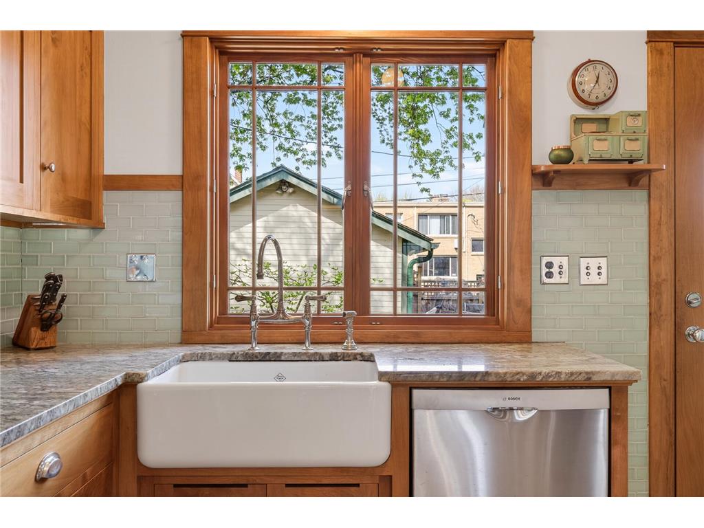 305 Brimhall Street Saint Paul MN 55105 7044528 image16