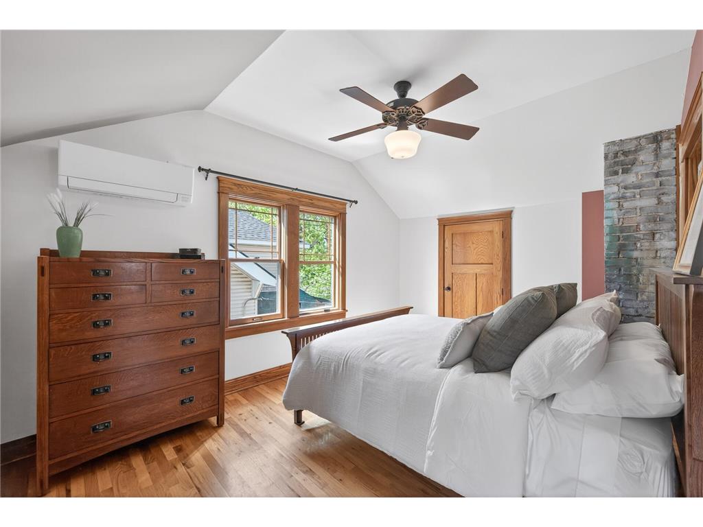 305 Brimhall Street Saint Paul MN 55105 7044528 image25