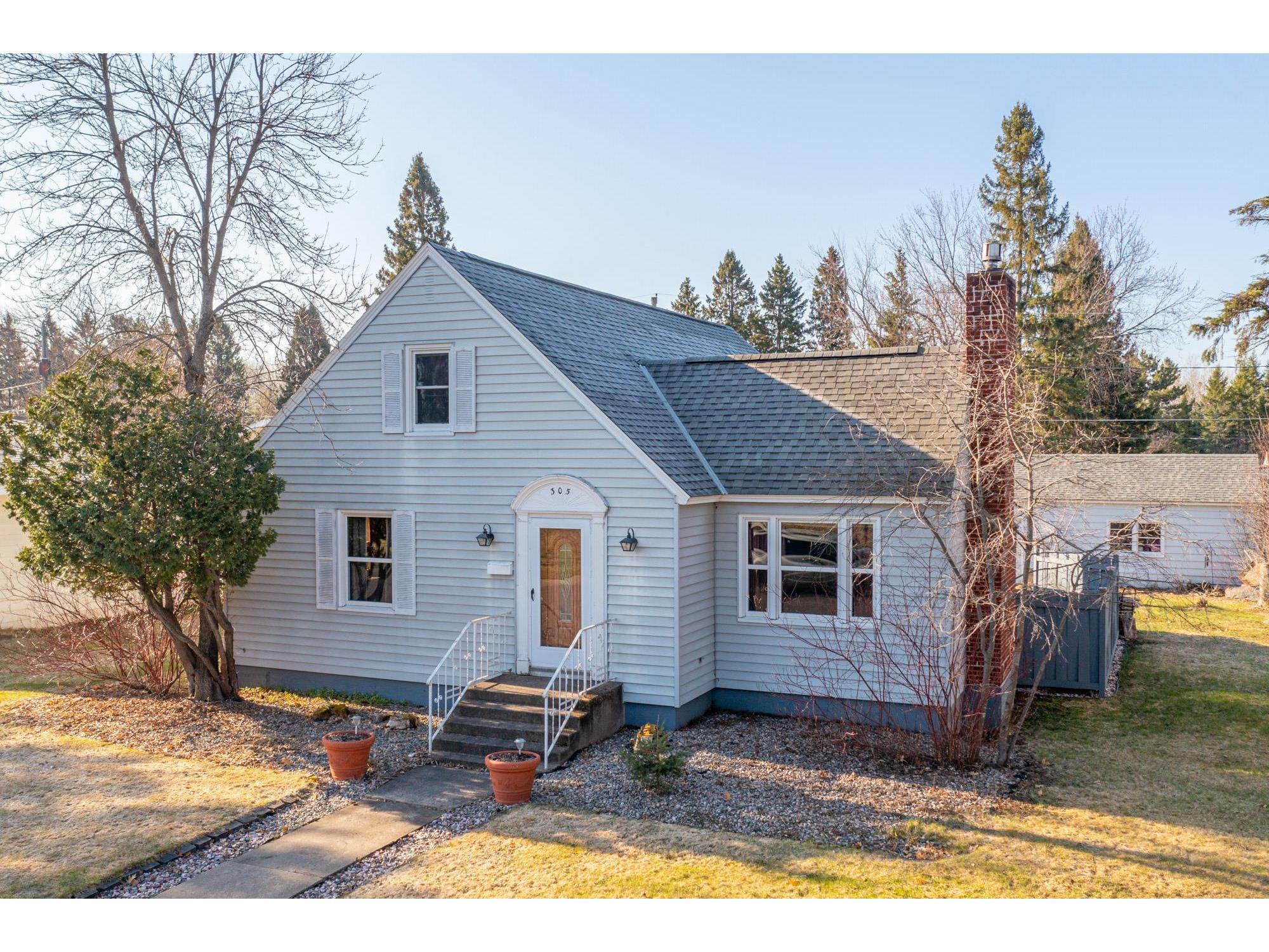 305 Central Avenue W, Aurora, MN, 55705 MLS 5744332 Edina Realty