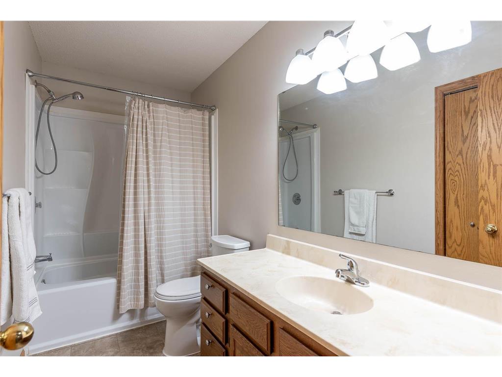 305 Chancery Lane Mankato MN 56001 7074070 image19