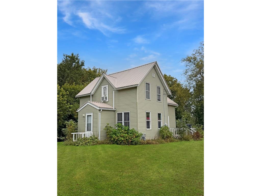 305 E Garfield Street Hendricks MN 56136 6793264 image1